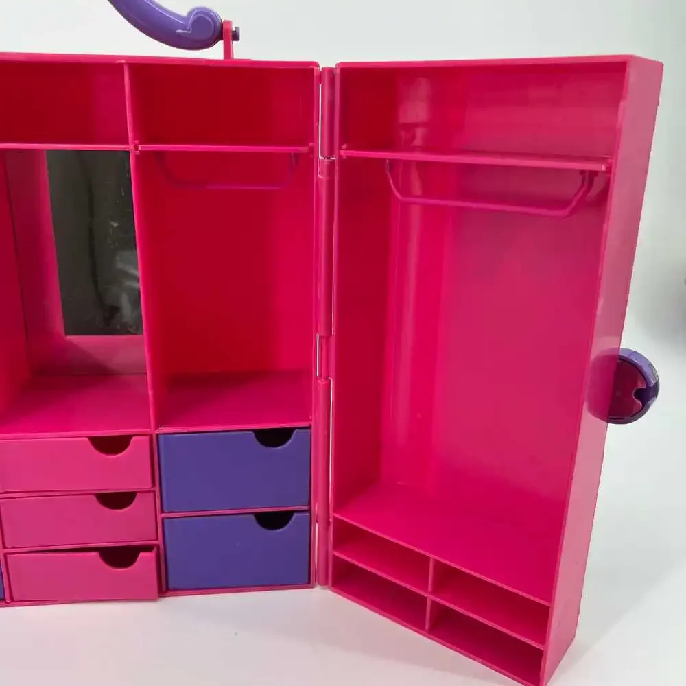 Vintage Mattel 1997 Pink Barbie Closet Trunk